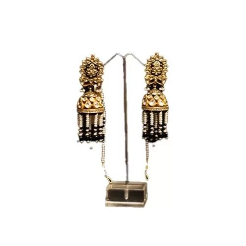 Beautiful Kundan earrings